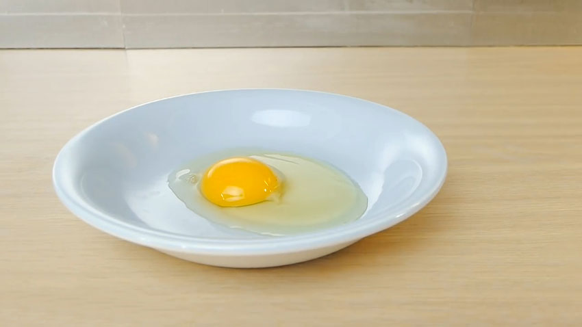 جدا کردن زرده تخم مرغ (تصویر 2)