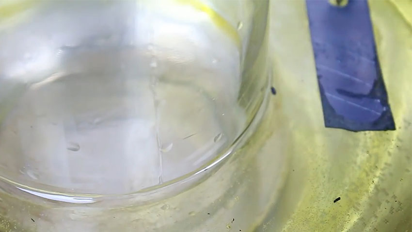 بریدن بطری شیشه‌ای با استفاده از روغن (تصویر 19)