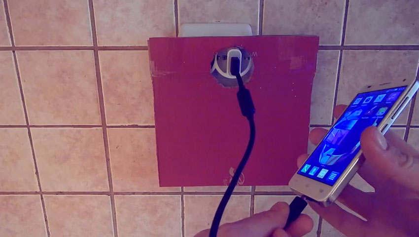 نگهدارنده ساده گوشی برای اتصال به شارژر (تصویر 12)
