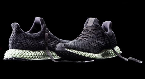 کفش‌های آدیداس تولید شده با پرینترهای سه بعدی به زودی وارد بازار می‌شوند