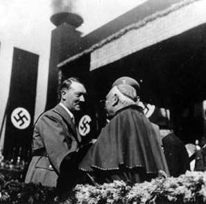 دیجی فکت: ۱۹ دانستنی درباره ی هیتلر، شرور یا نابغه؟