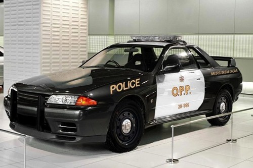 دیجی10: با ده تا از بهترین خودروهای پلیس دنیا آشنا شوید