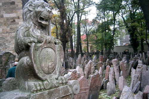با ترسناک ترین قبرستان‌ های دنیا آشنا شوید!
