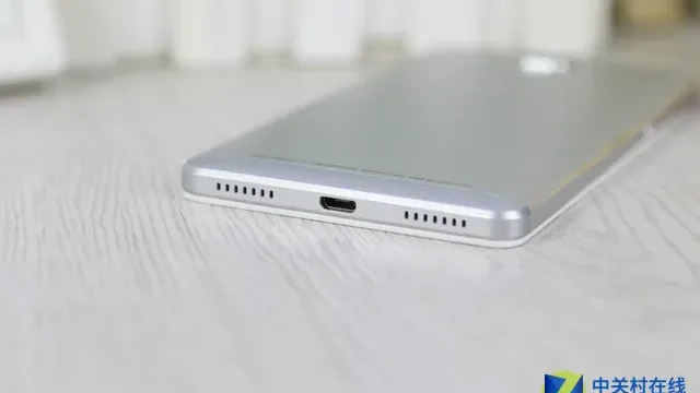 Honor-7-Official-07