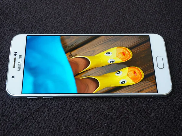 Samsung GalaxyA8