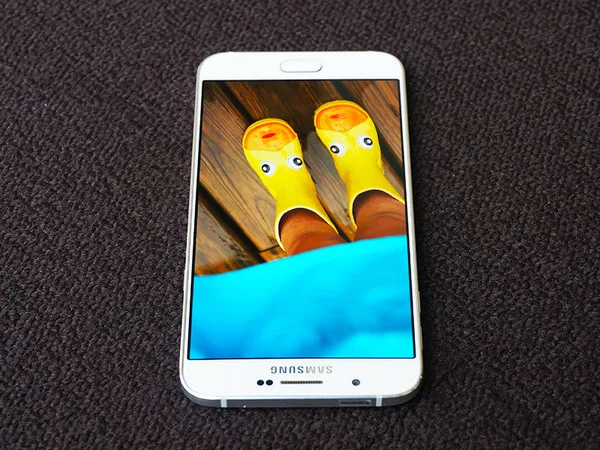 Samsung GalaxyA8