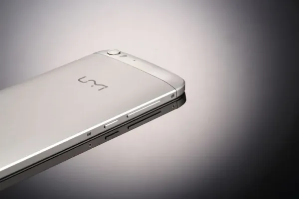 UMi Iron