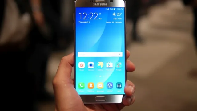 Samsung Galaxy S6 edge Plus 04