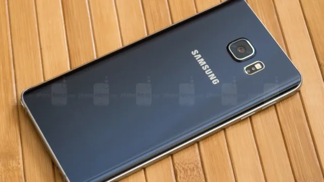 Samsung-Galaxy-Note5-Design