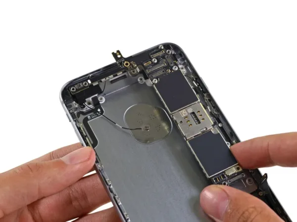 کالبدشکافی آیفون 6 اس پلاس اپل توسط iFixit