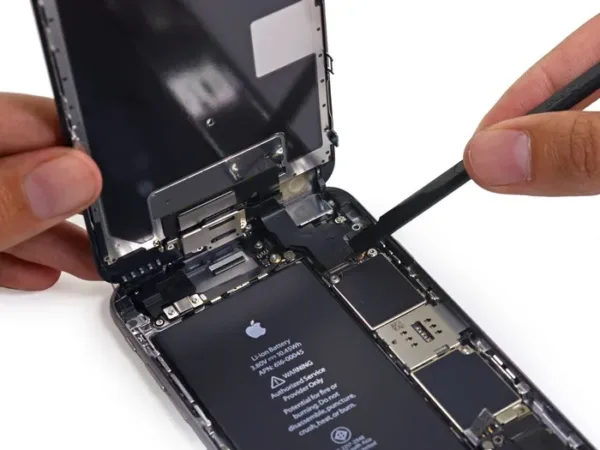 کالبدشکافی آیفون 6 اس پلاس اپل توسط iFixit