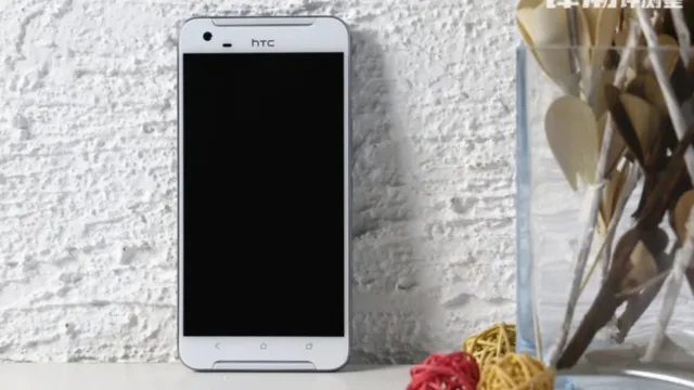 HTC One X9