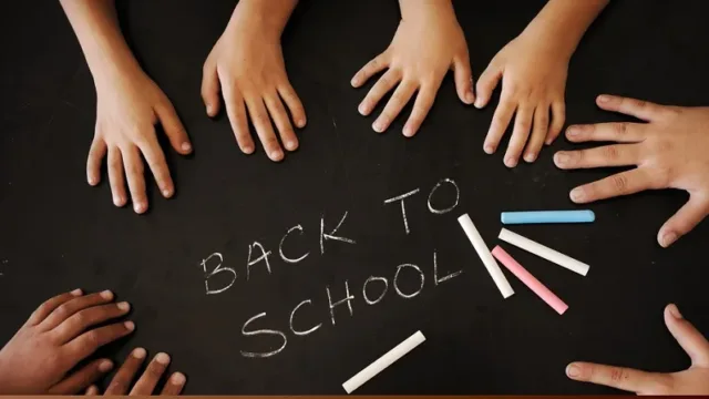 آموزش