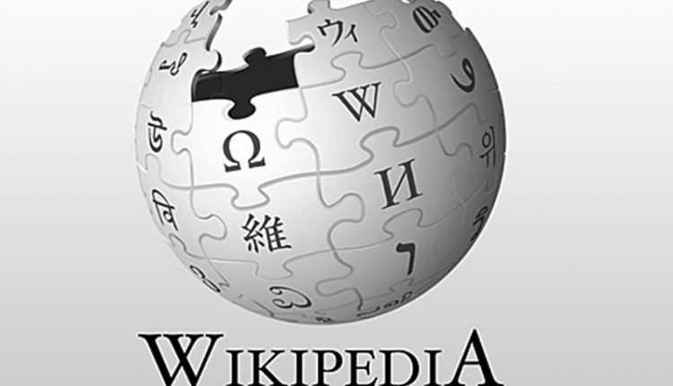 ویکیپدیا متولد شد