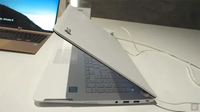 لپ تاپ LG's 15U560