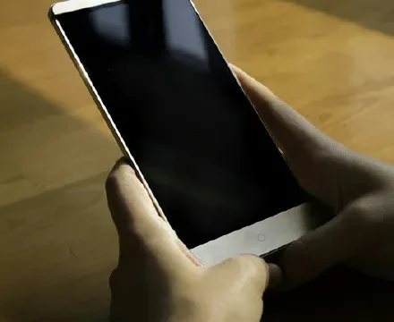 گوشی ZTE Nubia X8