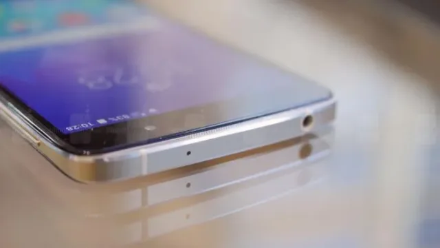 آلکاتل Idol 4