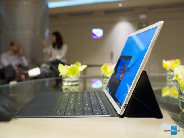 هواوی میت بوک