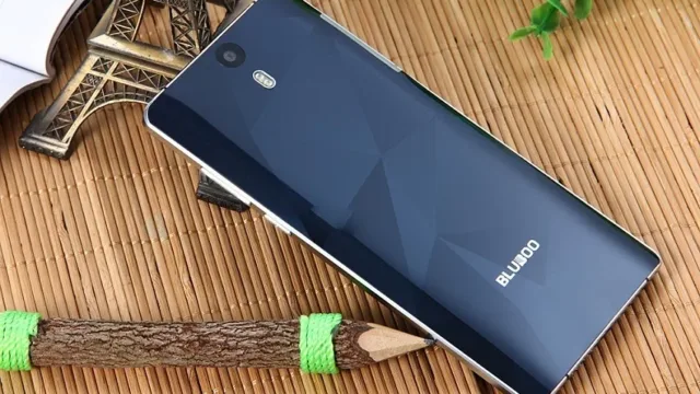 BLUBOO XTOUCH؛ یک گوشی زیبای 130 دلاری 5.5 میلی متری