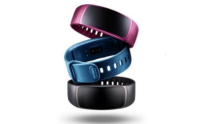 قیمت و تاریخ عرضه Gear Fit 2 سامسونگ مشخص شد