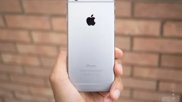 آیفون 6S
