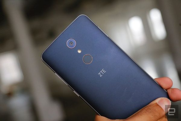 زد تی ای Zmax Pro