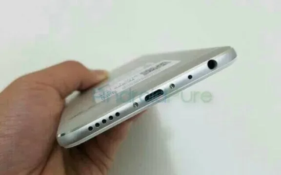 تصاویر گوشی Meizu M1E