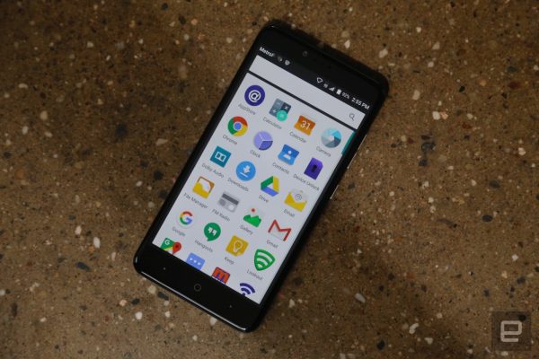 زد تی ای Zmax Pro