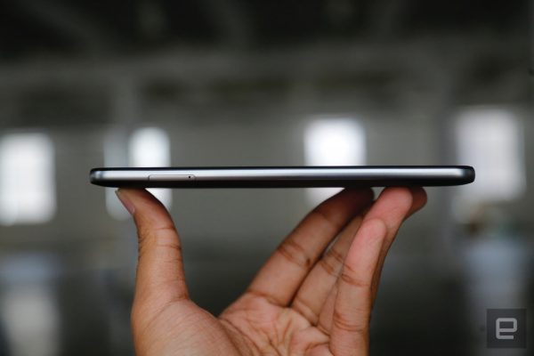 زد تی ای Zmax Pro