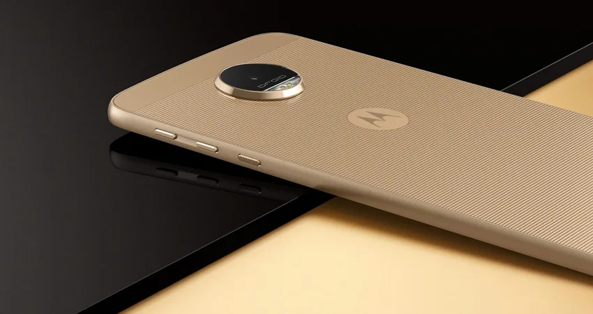 برخی از مشخصات Moto Z Play تایید شد