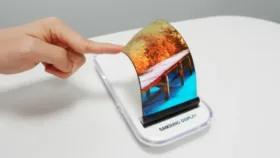 99 درصد از بازار پنل های OLED در اختیار سامسونگ است