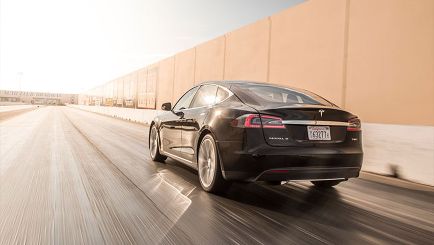 هک خودرو الکتریکی تسلا Model S