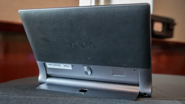 تبلت Yoga Tab 3 Plus لنوو