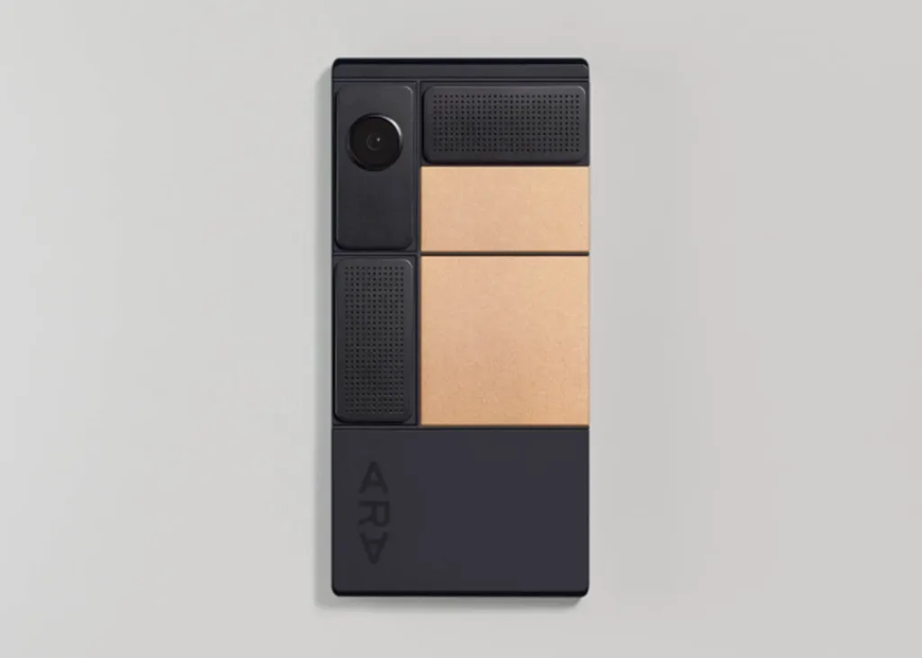 phone-project-ara-modular-smart-phone-google-alphabet-design-technology-news_dezeen_1568_5
