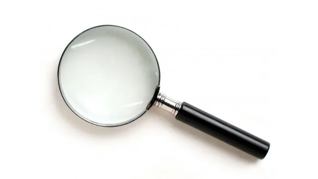 چگونه یک ذره‌بین بسیار ساده بسازیم
