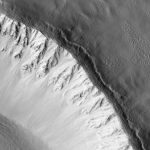 کشف پهنه وسیعی از یخ در مریخ که کمک زیادی به فضانوردان خواهد کرد
