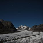 آلبوم عکس: تصاویر خیره‌کننده‌ی ثبت شده زیر نور ماه کامل در مناطق مختلف جهان