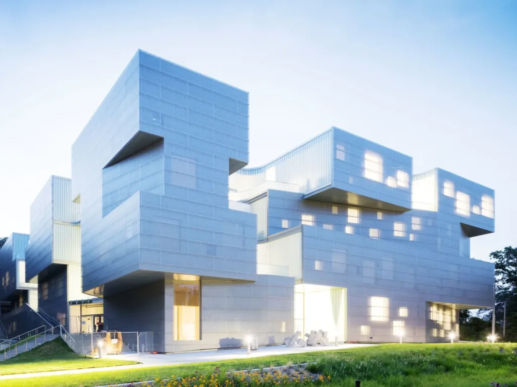 steven-holl-bnim-university-of-iowa-visual-arts-building-iwan-baan