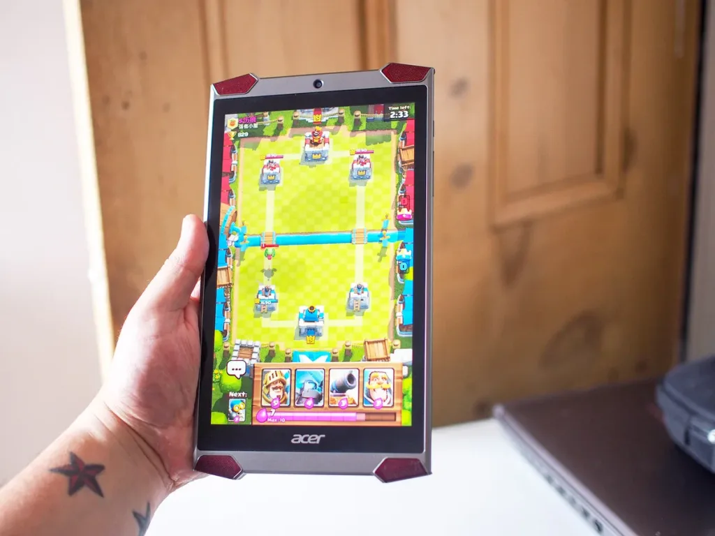 acer-predator-clash-royale