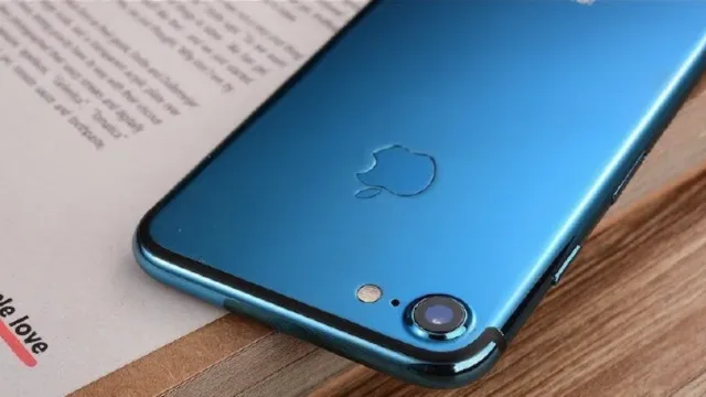 عکس‌های آیفون 7 با رنگ آبی تیره به بیرون درز کرد!