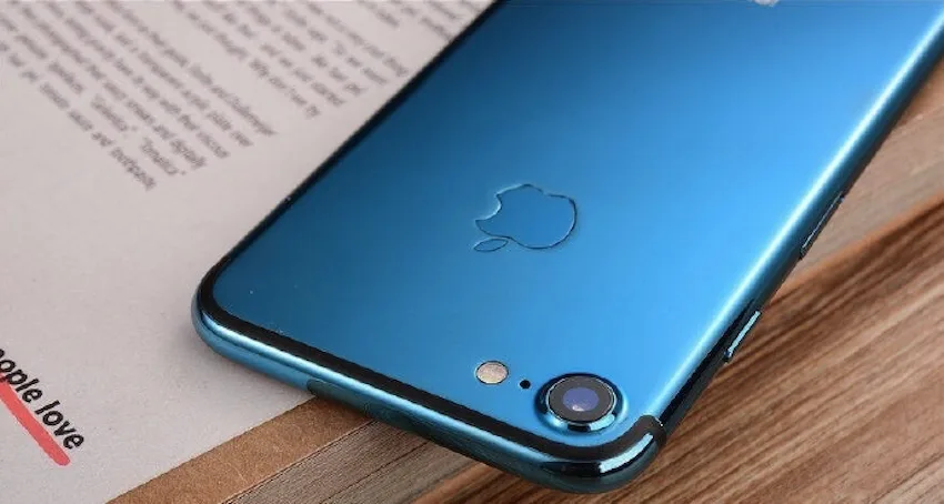 تصاویری از آیفون 7 آبی رنگ به بیرون درز کرد
