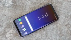تعویض صفحه نمایش گلکسی اس 8 پلاس