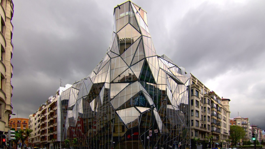 تاپ 10: با عجیب‌ترین بناهای شیشه‌ای دنیا آشنا شوید