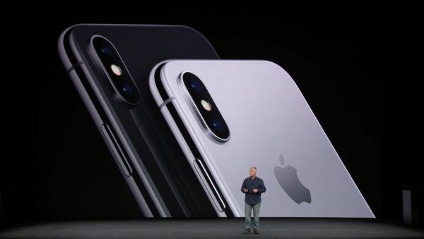 Apple-iPhone-X-in-photos4
