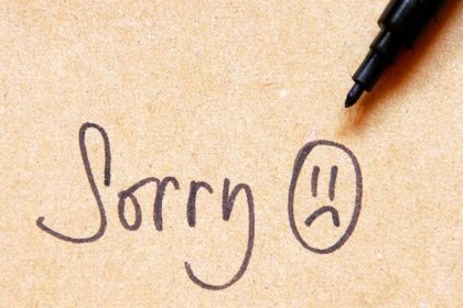 4 راه موثر برای عذرخواهی کردن