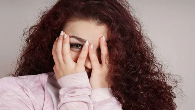با خجالتی بودنمان چه کنیم؟