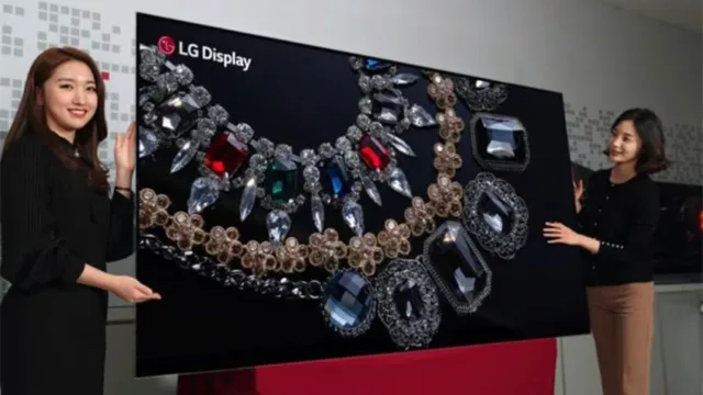 نمایشگر 88 اینچی 8K ال جی