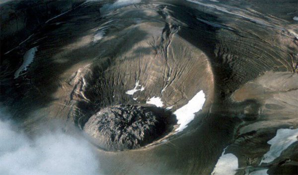 با بزرگ‌ترین و مشهورترین آتشفشان‌های زمین آشنا شوید