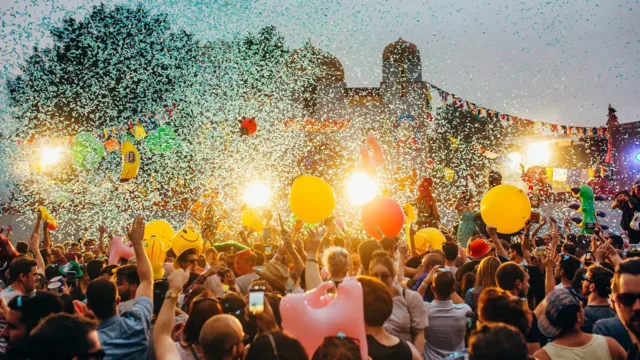 جشنواره های هیجان انگیز مالزی و گرجستان