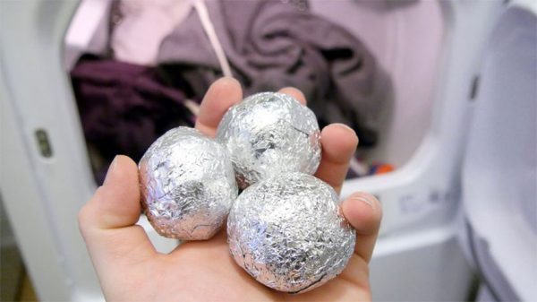aluminum-foil-balls